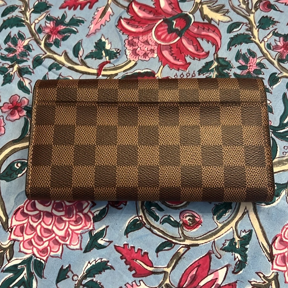 NOT FOR SALE Louis Vuitton Sarah Wallet - Picture 2 of 9